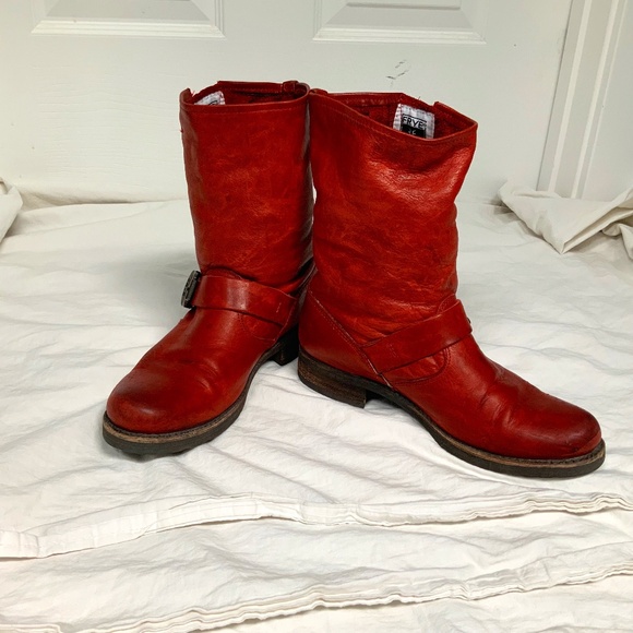 Frye Veronica Slouchy Short Boots in Women’s size 6 Tomato Red - Picture 1 of 12